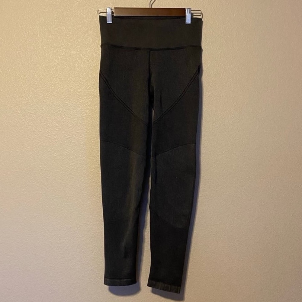 Offline by Aerie Seamless Dark Grey Moto Leggings